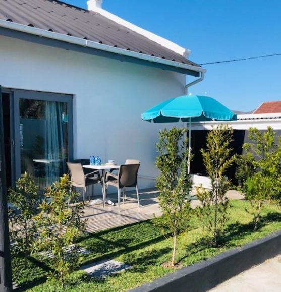 Hotel The Lily House Hermanus Exterior foto